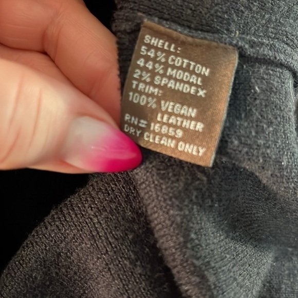 J. McLaughlin Sweater Faux Leather Elbow Pads Trim Black Size XS Vegan - Picture 8 of 9